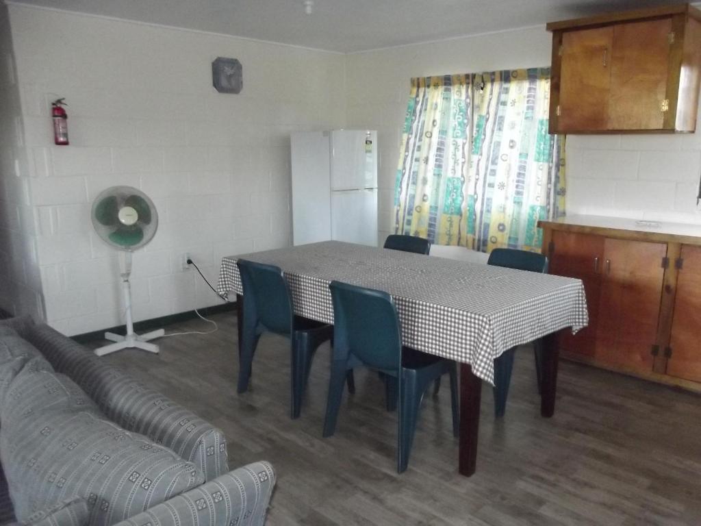 Green Lodge Holiday Homes Nuku'alofa Room photo