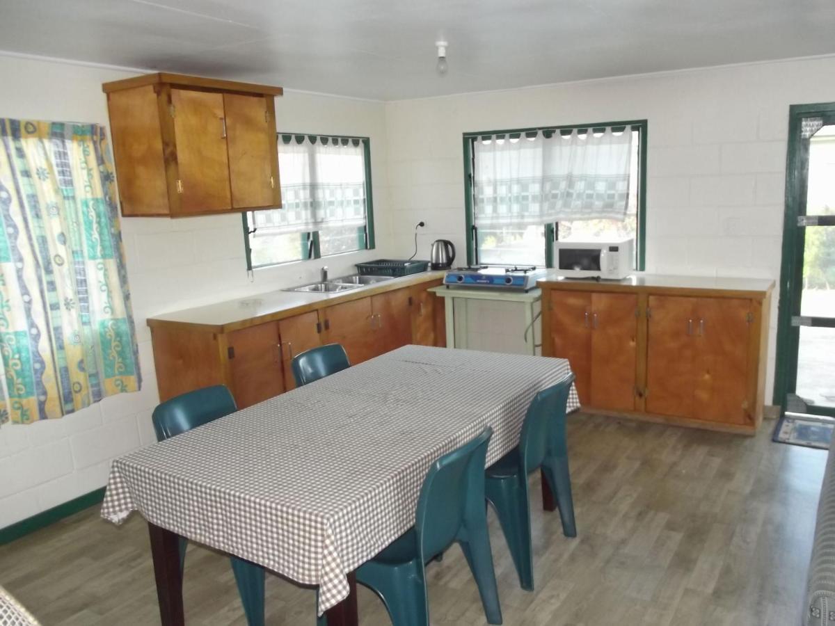 Green Lodge Holiday Homes Nuku'alofa Room photo