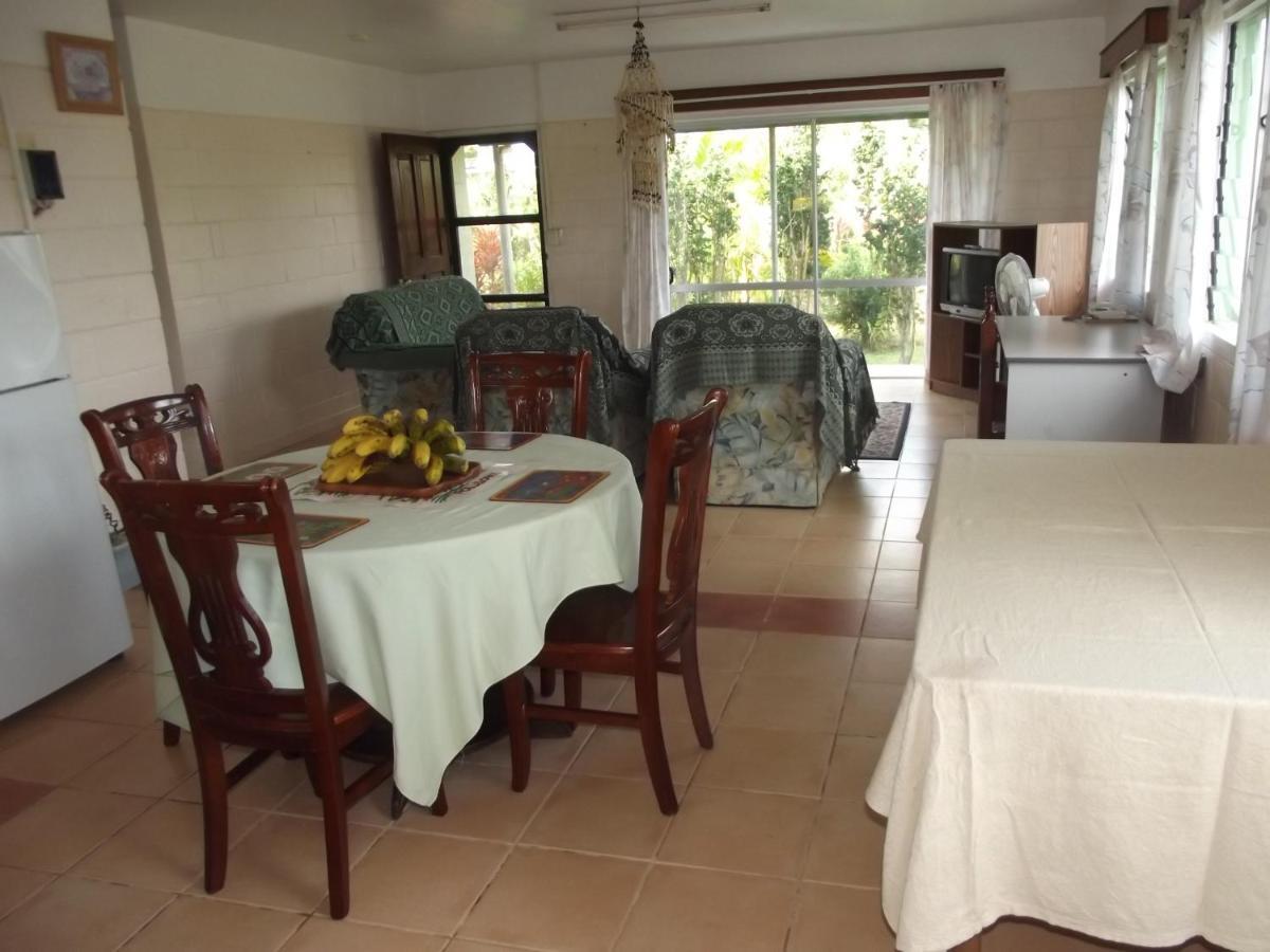 Green Lodge Holiday Homes Nuku'alofa Room photo