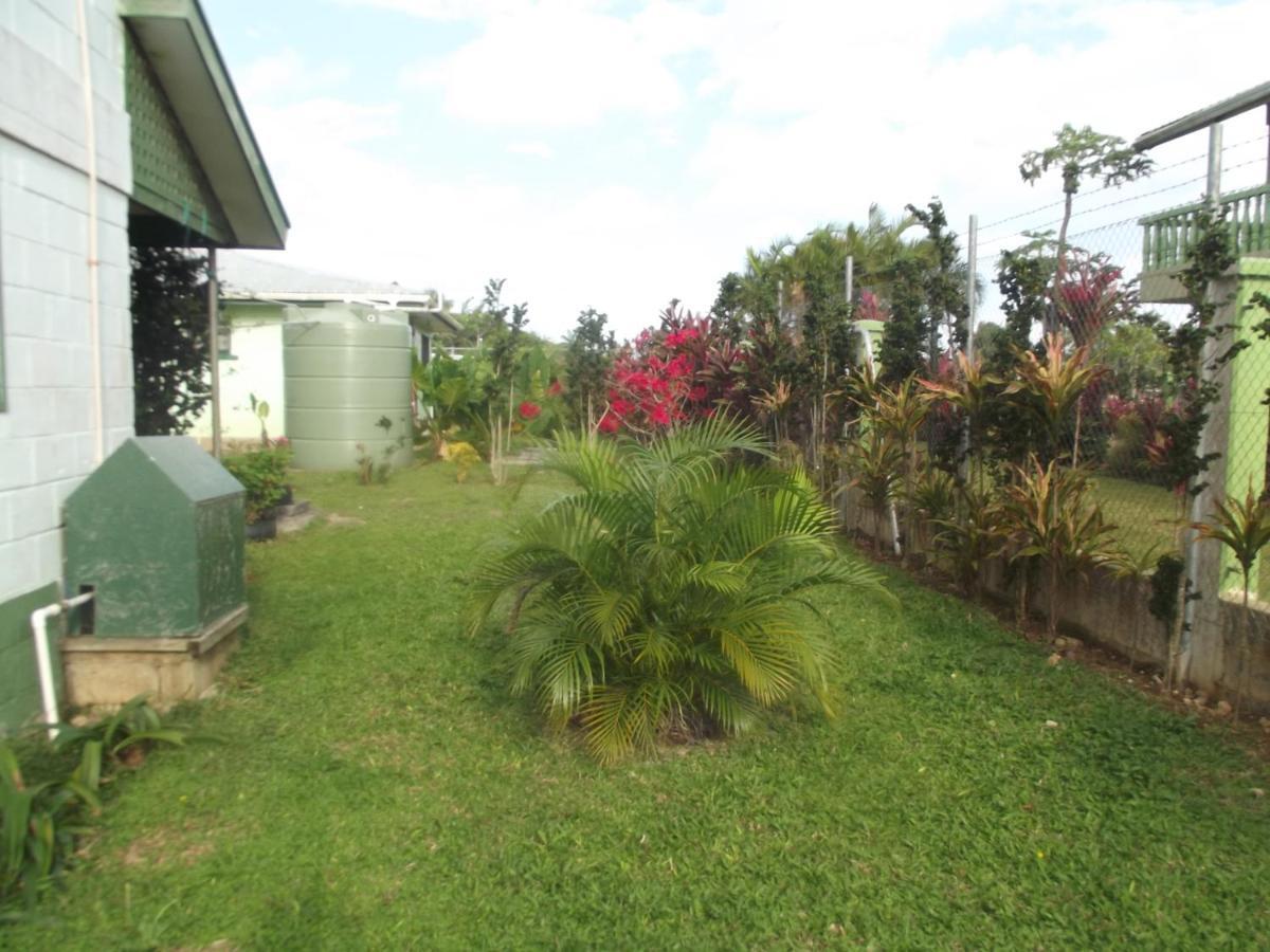 Green Lodge Holiday Homes Nuku'alofa Room photo